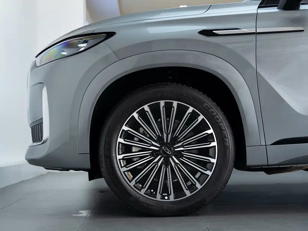 Chery Tiggo 9 C-DM 2025 — фото 9