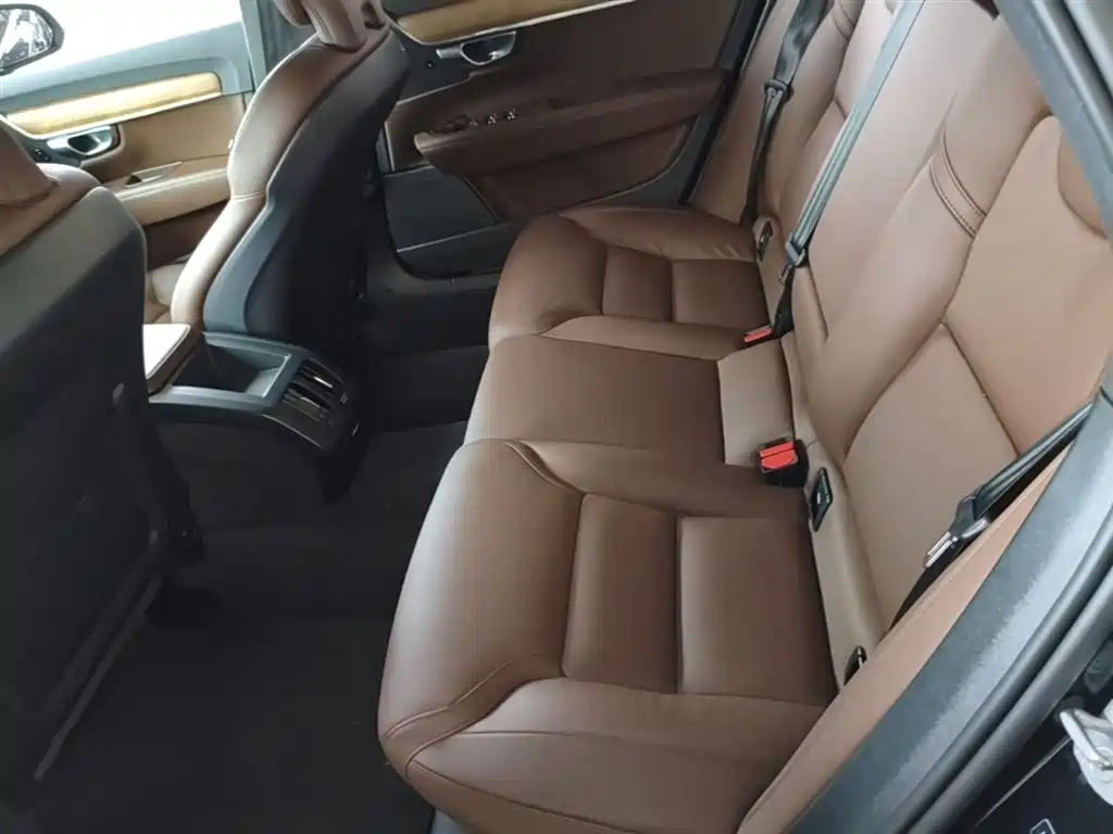 Volvo S90 2023 — фото 17