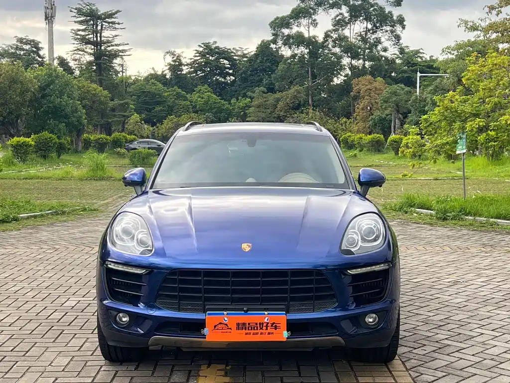 Porsche Macan 2016