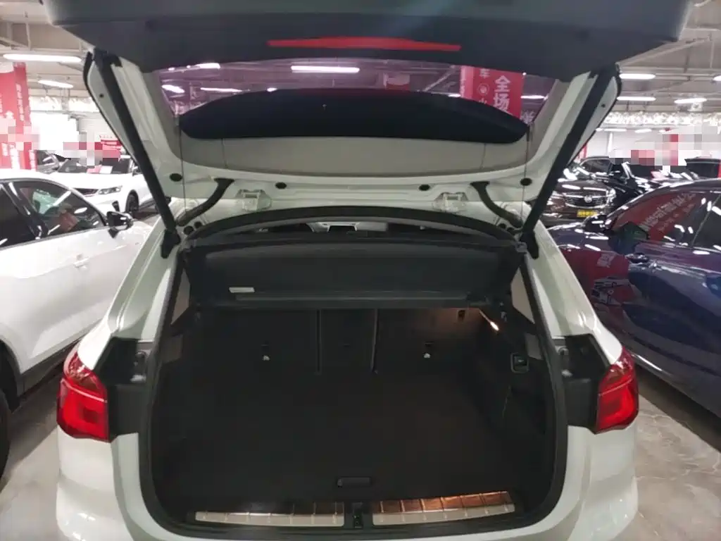 BMW X1 2017 — фото 19