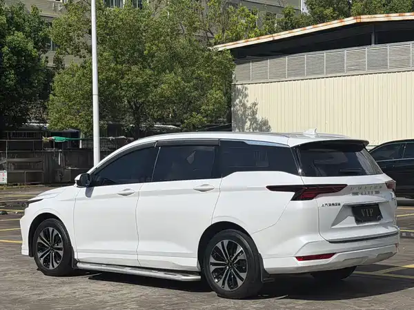 Wuling Victory 2022