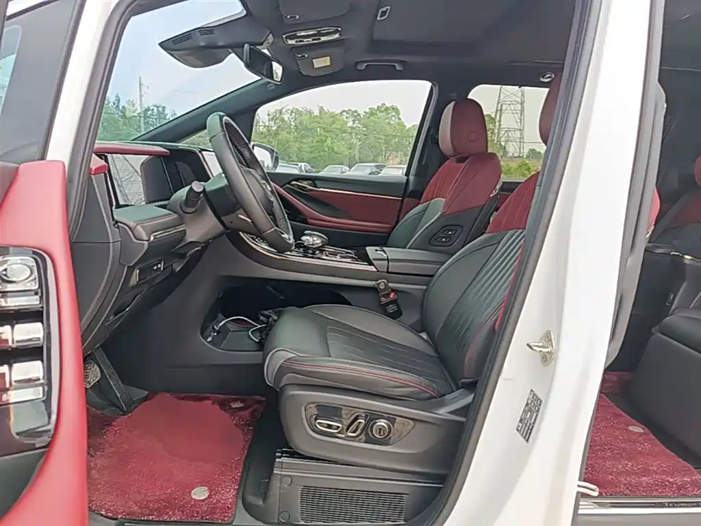 GAC Motor Trumpchi M8 2024 — фото 14