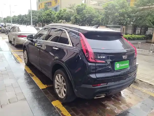 Cadillac XT4 2021