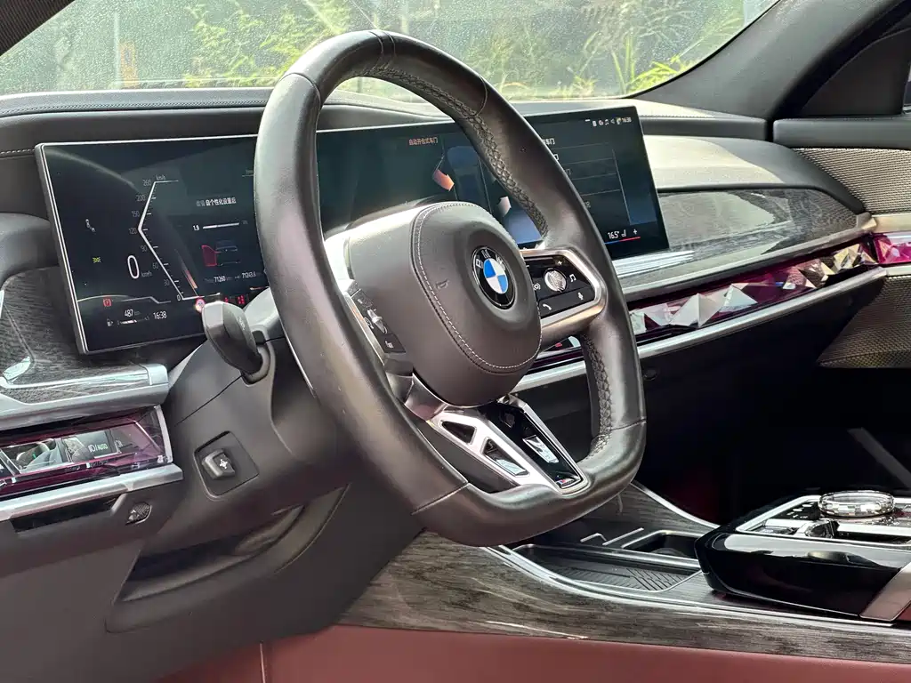 BMW 7 Series 2024 — фото 15