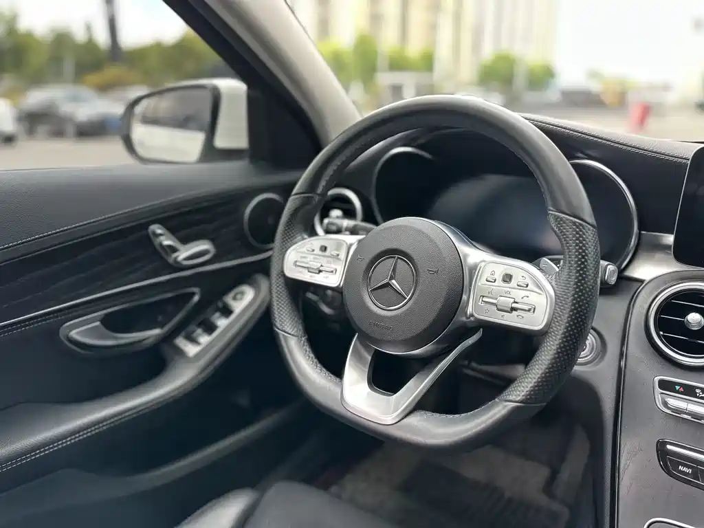 Mercedes-Benz C-Class 2020 — фото 12