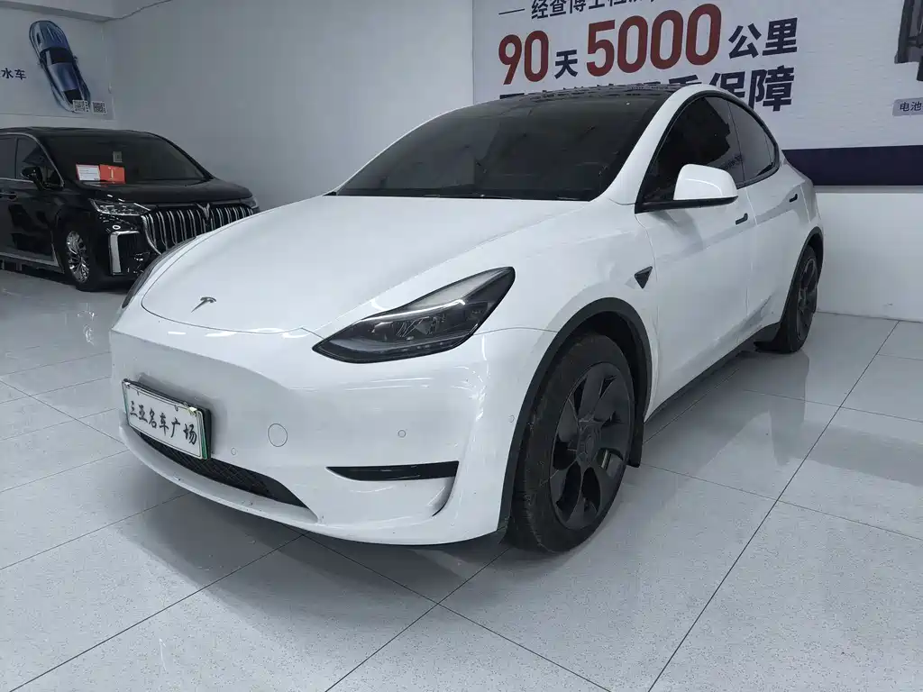 Tesla Model Y 2023 — фото 1