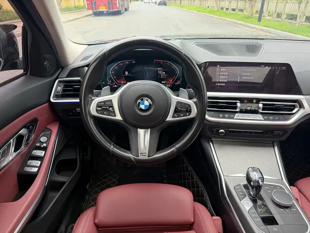 BMW 3 Series 2021 — фото 18
