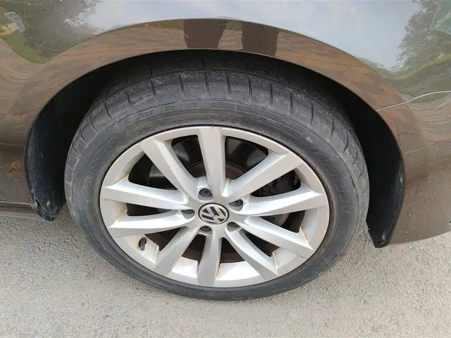 Volkswagen Magotan 2015