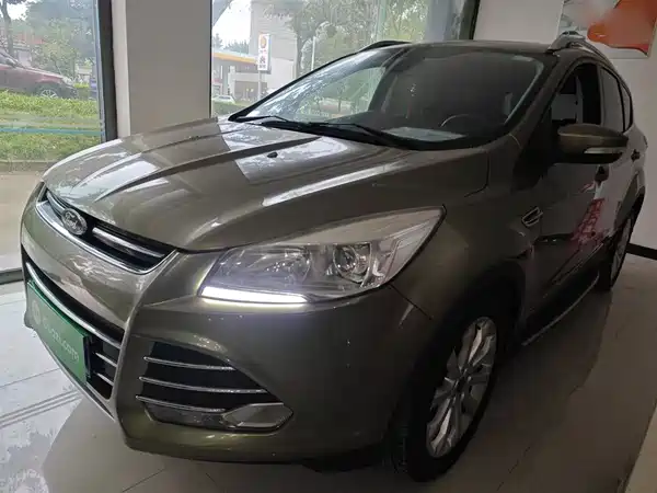 Ford Kuga 2015