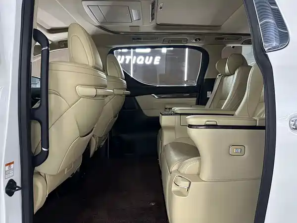 Toyota Alphard 2019