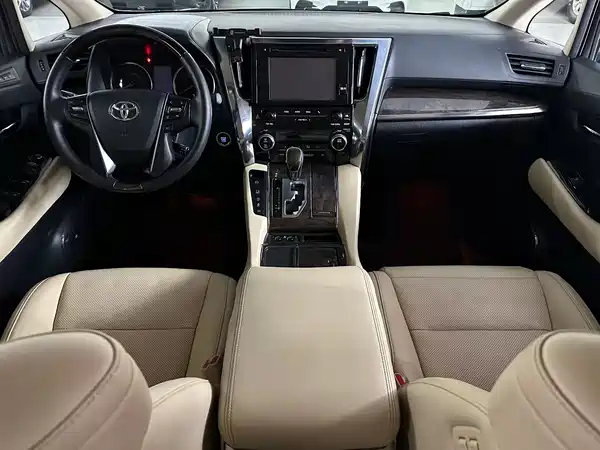 Toyota Alphard 2019