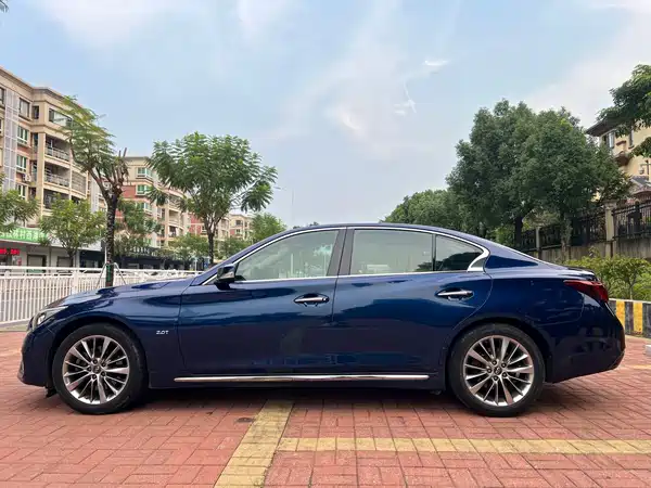 Infiniti Q50L 2019