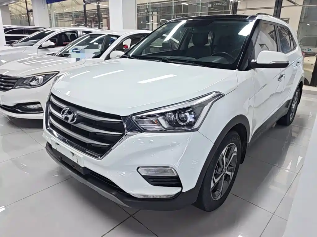 Hyundai ix25 2018 — фото 1