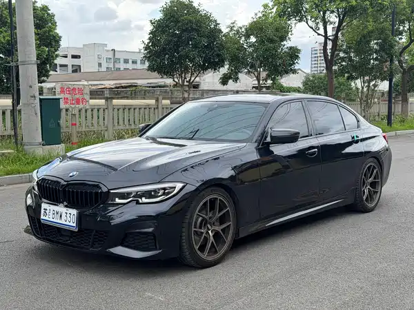 BMW 3 Series 2021