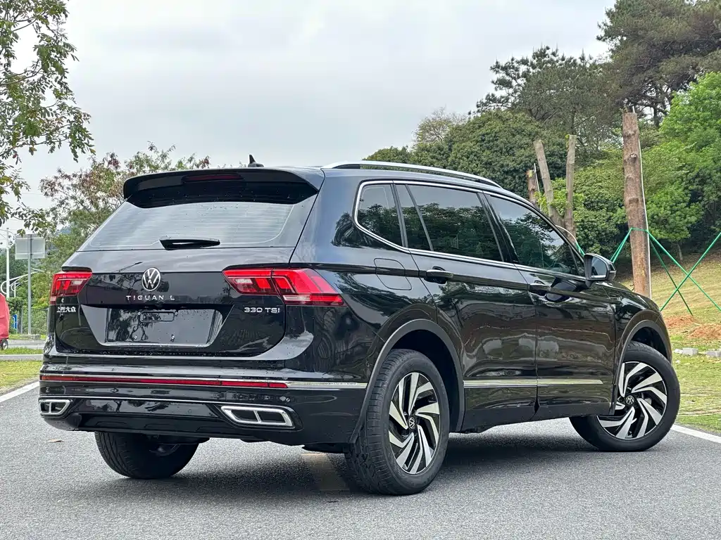 Volkswagen Tiguan L 2024