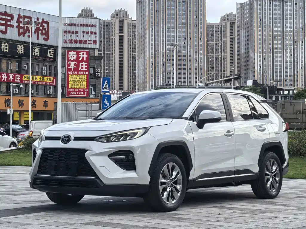 Toyota Wildlander 2022 — фото 2
