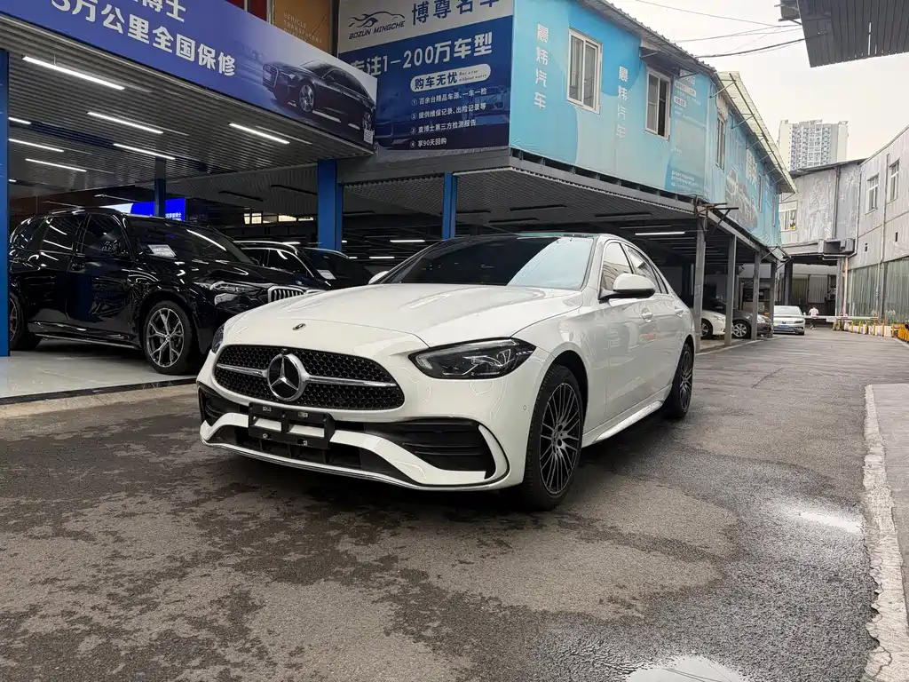 Mercedes-Benz C-Class 2025