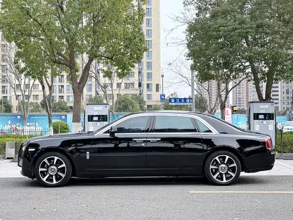 Rolls-Royce Ghost 2014