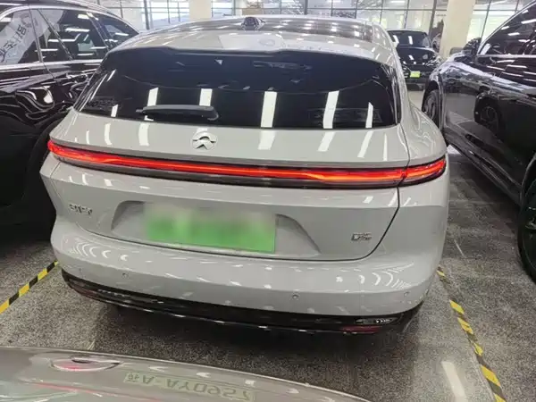 NIO ET5T 2025
