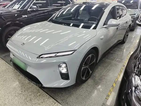 NIO ET5T 2025
