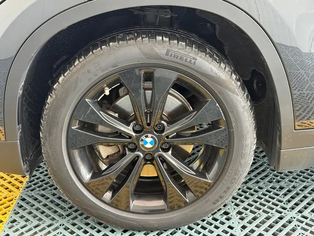 BMW X1 2021 — фото 9