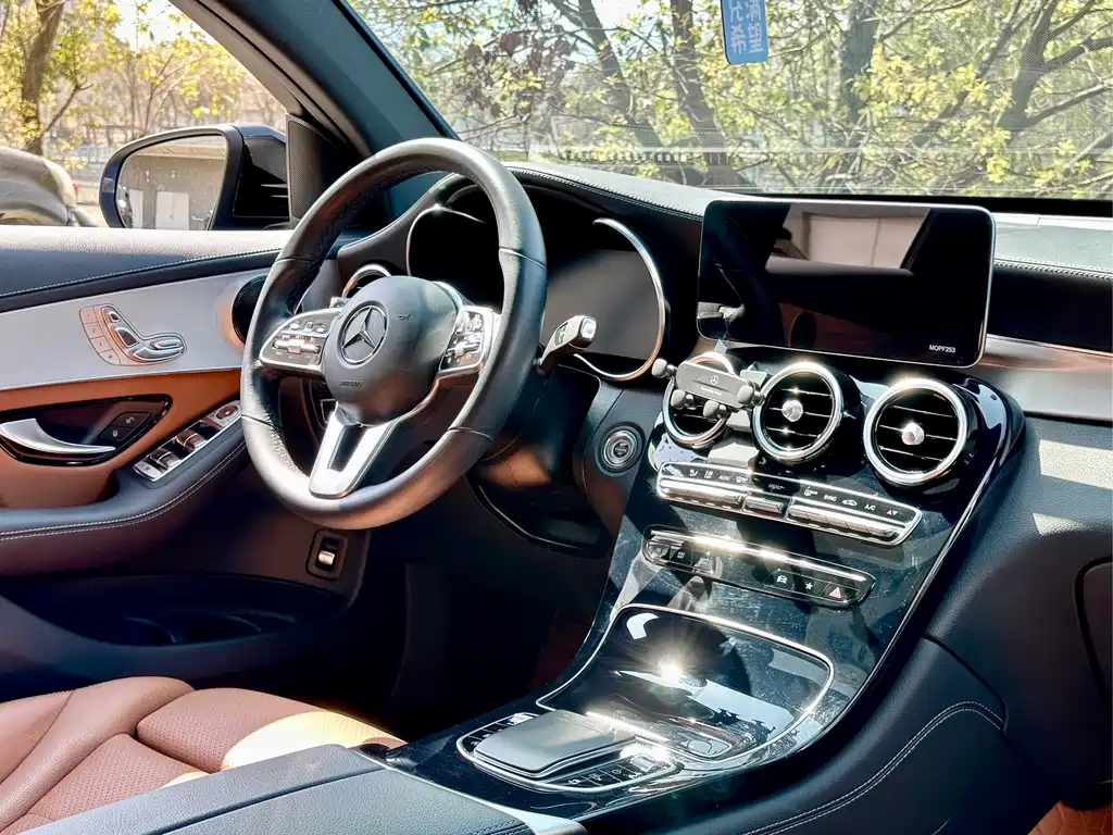 Mercedes-Benz GLC Coupe 2020 — фото 19