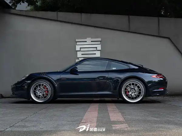 Porsche 911 2017