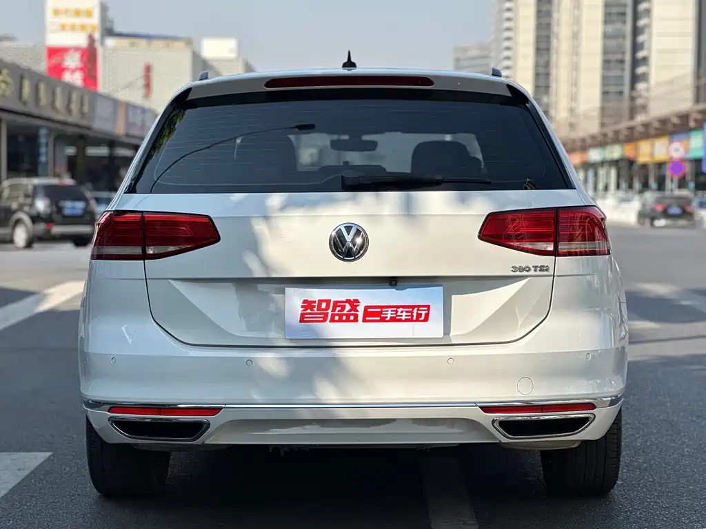 Volkswagen Viloran 2017 — фото 4