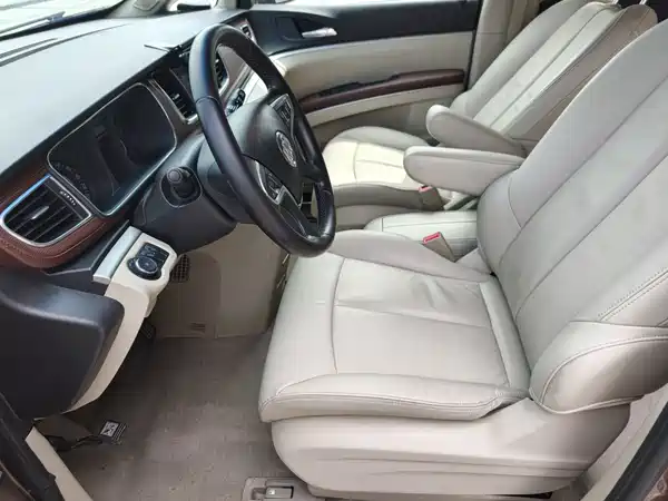 Buick GL8 2019