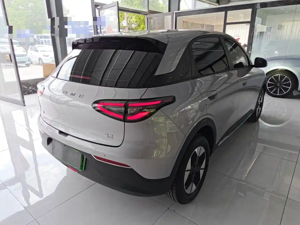 Geely Galaxy Starwish 2026 — фото 7