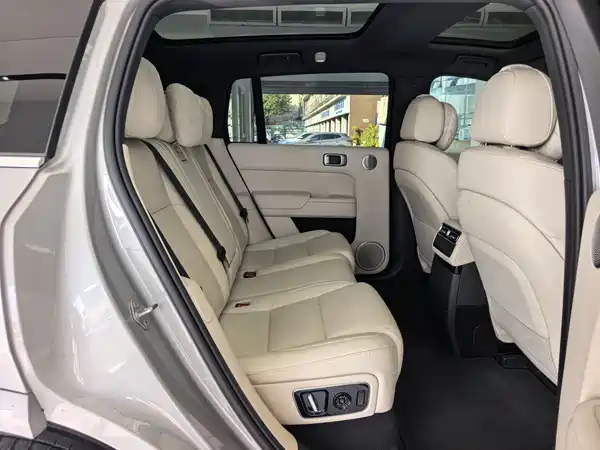 Li Auto L7 2025