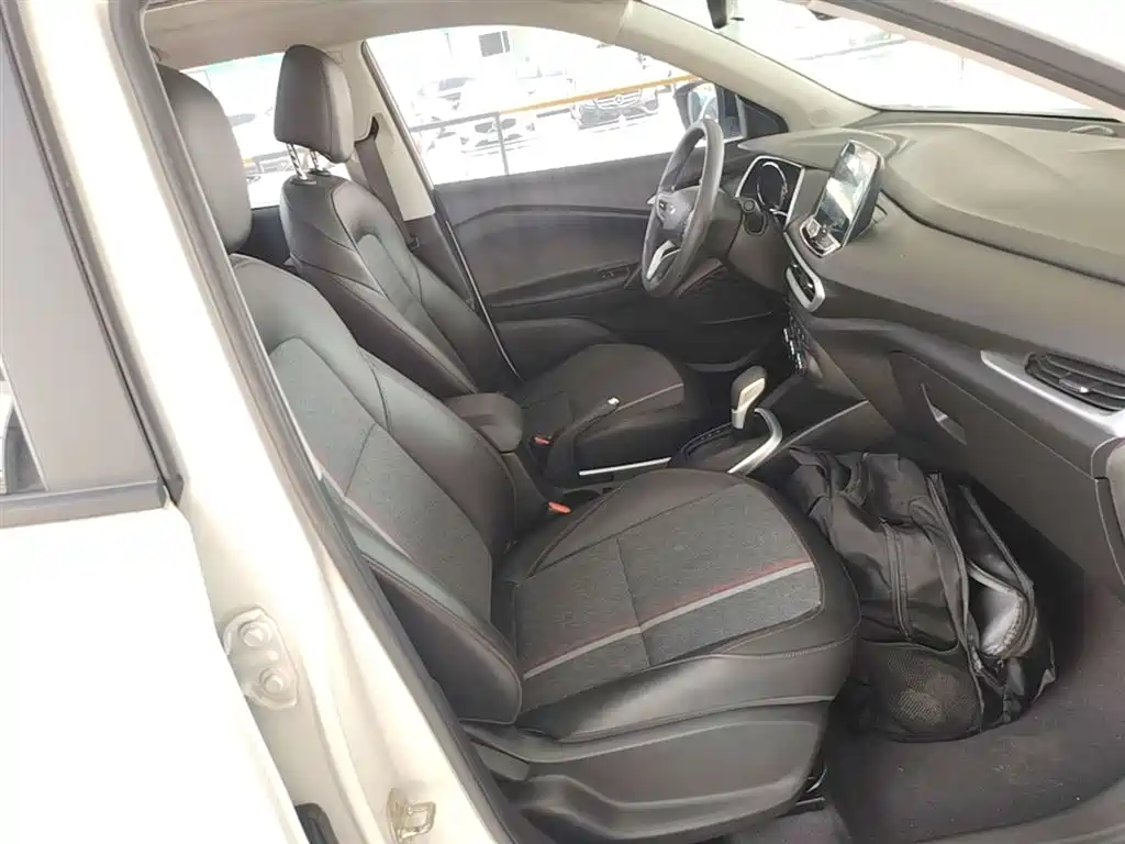 Chevrolet Trax 2020 — фото 25