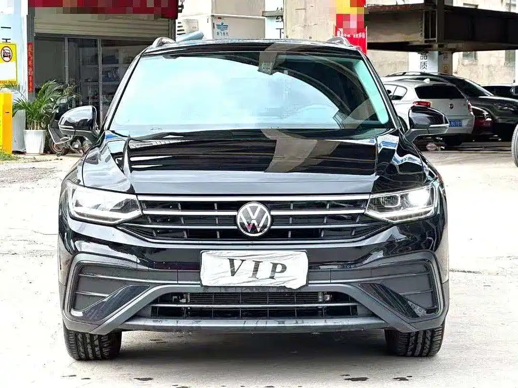 Volkswagen Tiguan L 2025 — фото 1