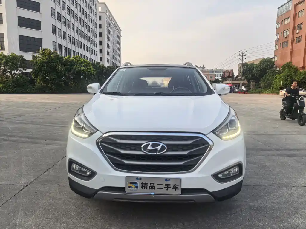 Hyundai ix35 2015 — фото 2