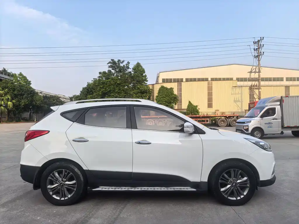 Hyundai ix35 2015 — фото 4