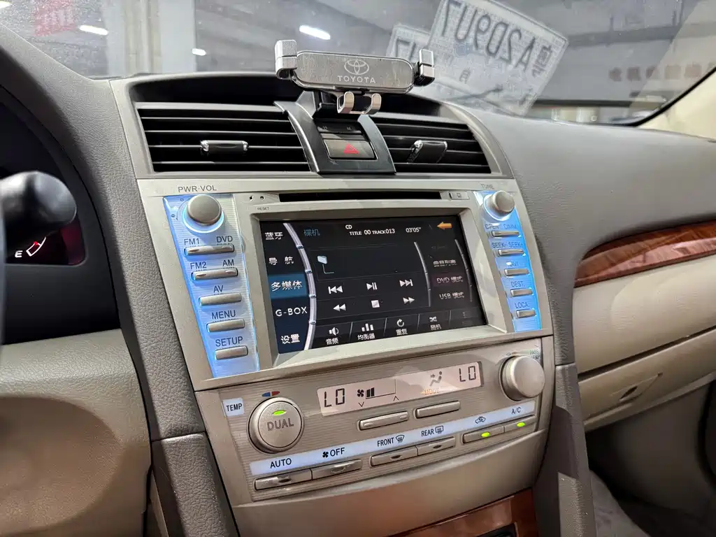 Toyota Camry 2007 — фото 12