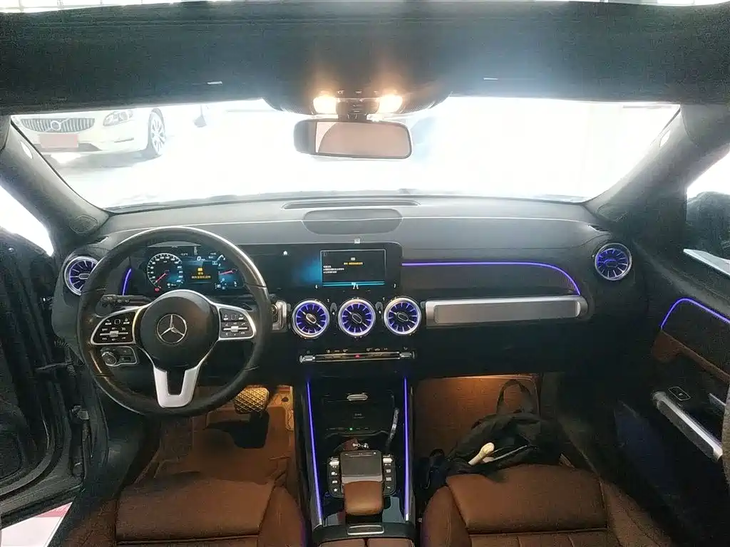 Mercedes-Benz GLB 2021 — фото 12