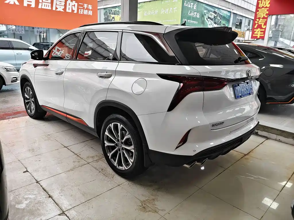 Changan CS75PLUS 2021 — фото 11