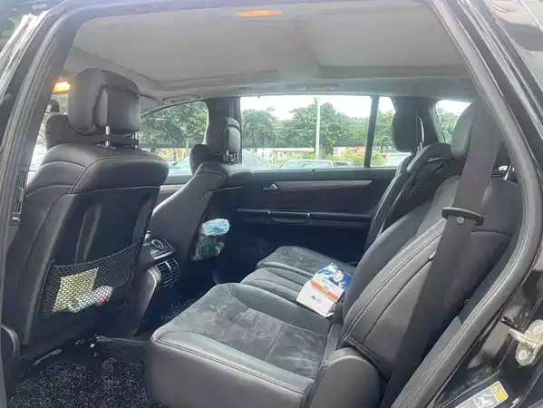 Mercedes-Benz R-Class 2016