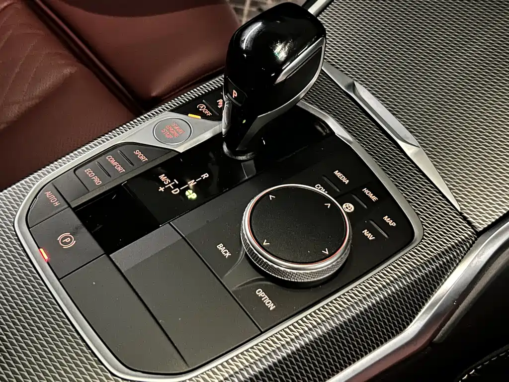 BMW 3 Series 2022 — фото 14