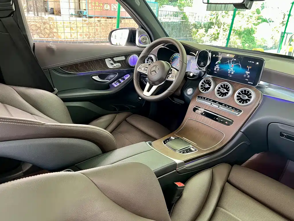 Mercedes-Benz GLC 2020 — фото 11