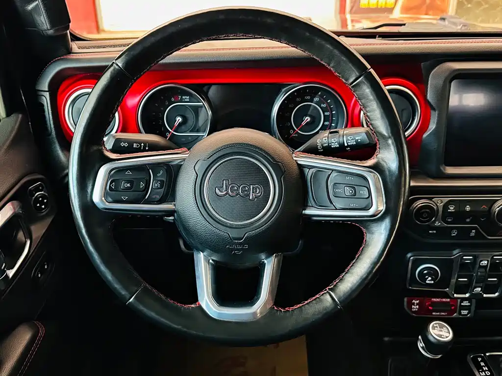 Jeep Wrangler 2024 — фото 13