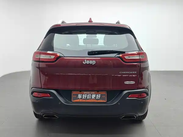 Jeep Cherokee 2016