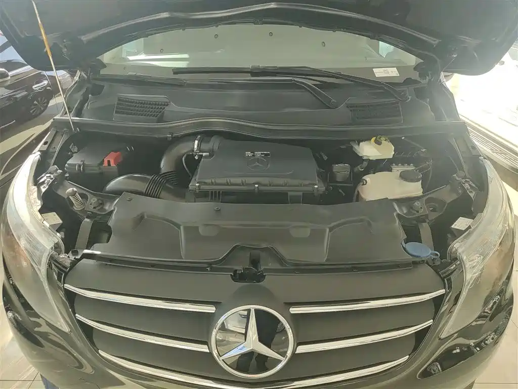 Mercedes-Benz Vito 2022 — фото 10