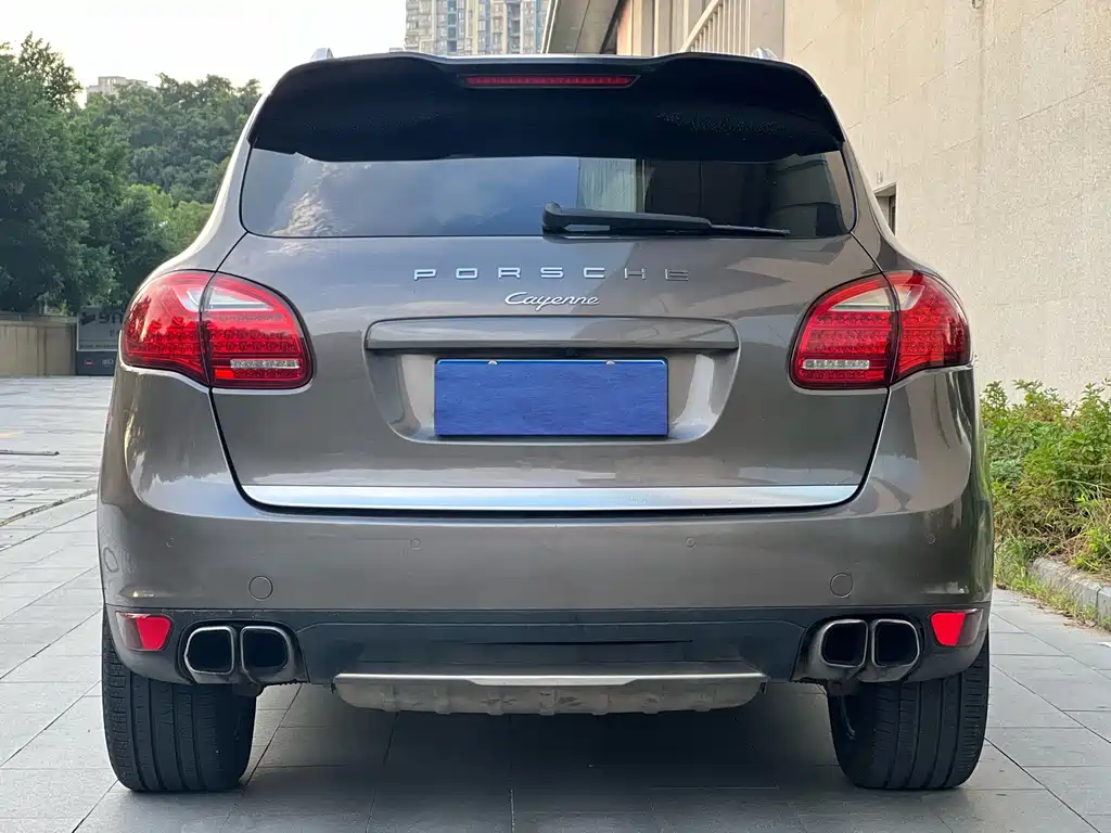 Porsche Cayenne 2013 — фото 5