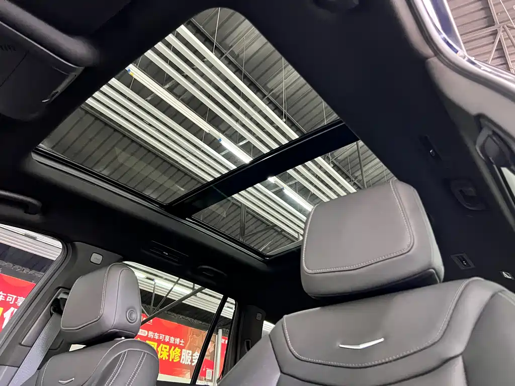 Cadillac XT6 2022 — фото 19