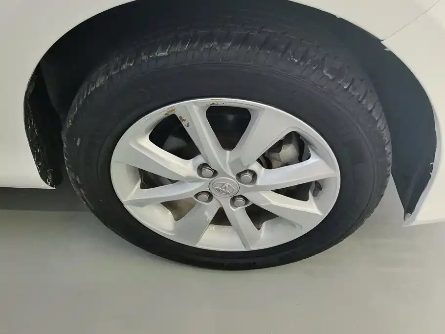 Toyota Yaris L 2016