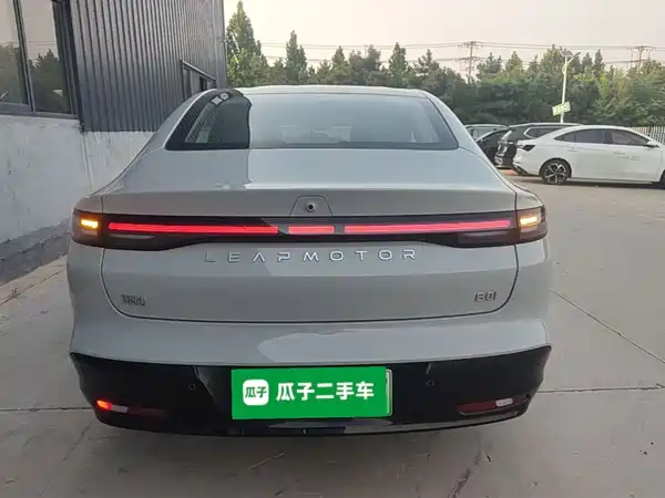 Leapmotor B01 2026