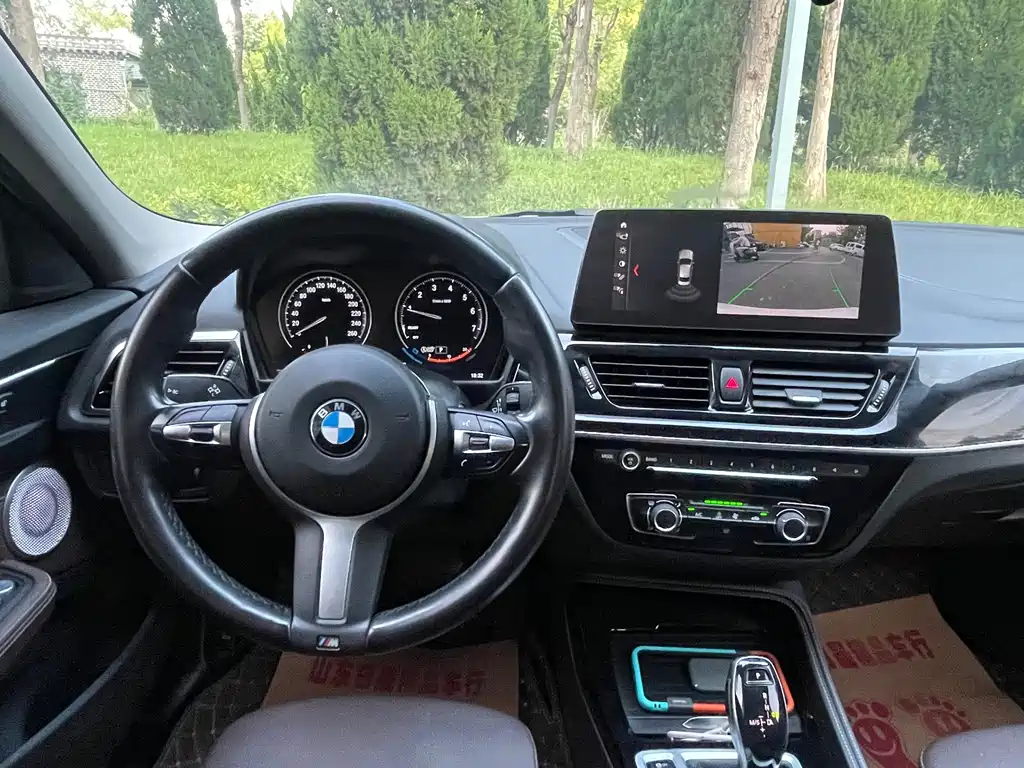 BMW 1 Series 2022 — фото 15