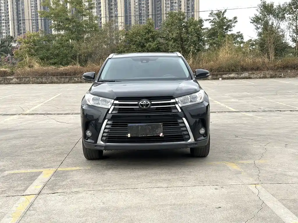 Toyota Highlander 2020 — фото 2